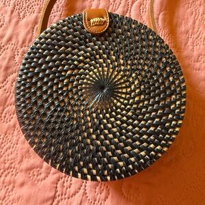 Round Wicker Purse 6x6